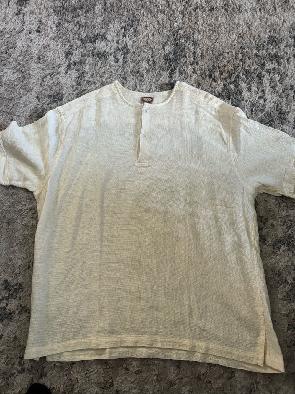Vintage 1980’s Banana Republic Cream Short-Sleeve Henley Button-Down Shirt xl
